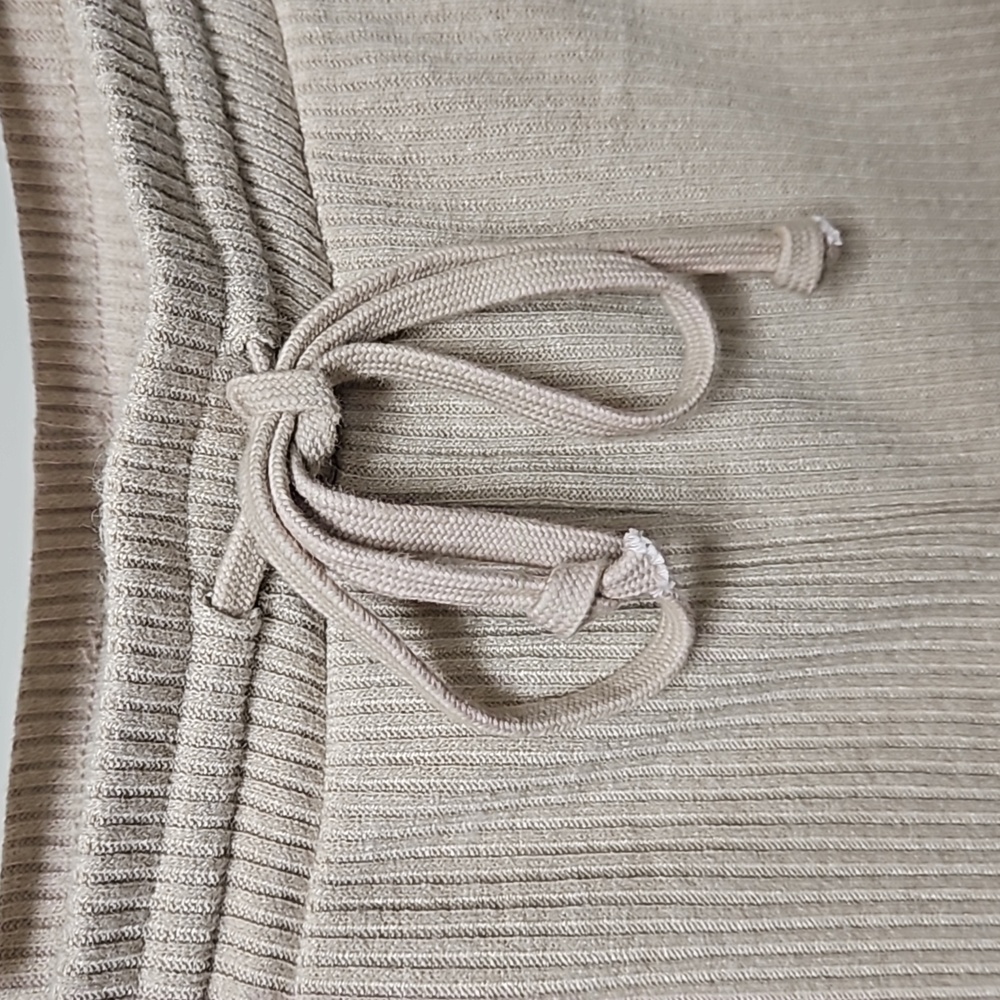 'Wishlist' Beige Ribbed Lounge Set - Picture 9 of 9